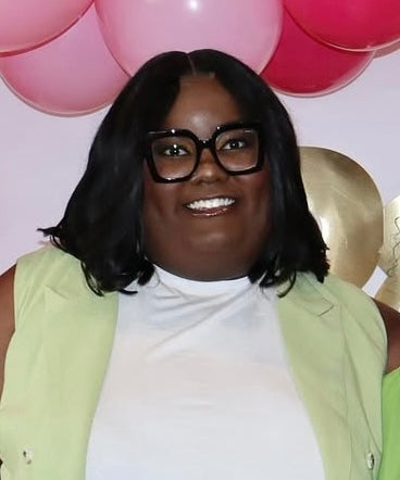 zee reneé